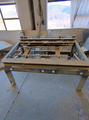 Presa pneumatica pentru lemn (mai multe tipuri disponibile)