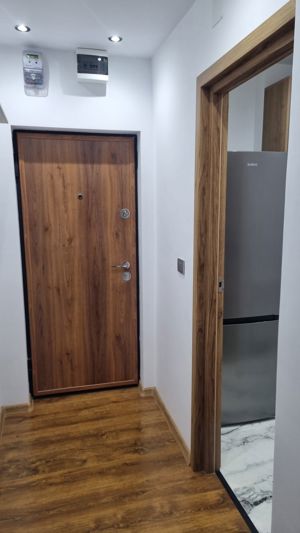 Apartament 2 camere, zona Energiei, etaj 2 - imagine 7