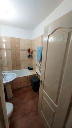 Apartament 2 camere,decomandat,et.3 4, Podul de Fier   Târgu Cucu   (Persoană fizică)  - imagine 9