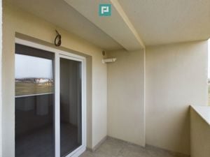 Apartament cu 3 camere și loc de parcare în zona Torontalului - imagine 7