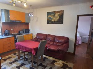 Inchiriez apartament 2 Dormitoare si living+bucatarie Cantemir