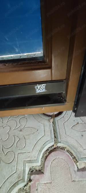 Geam termopan 140x140 cu Rulou marca Josko 