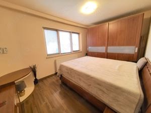 Vând apartament cu 3 camere