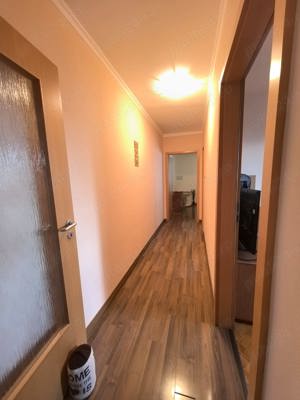 Închiriez apartament  - imagine 5