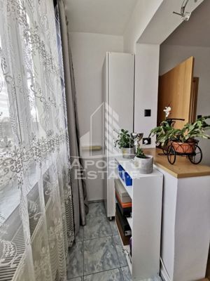 Apartament cu 3 camere, centrala proprie, etaj 3, zona Girocului - imagine 9