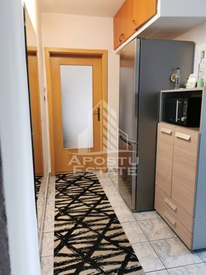 Apartament cu 3 camere, centrala proprie, etaj 3, zona Girocului - imagine 4