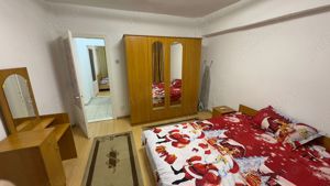 PROPRIETAR VAND Apartament 3 Camere, Zona Modern - imagine 4