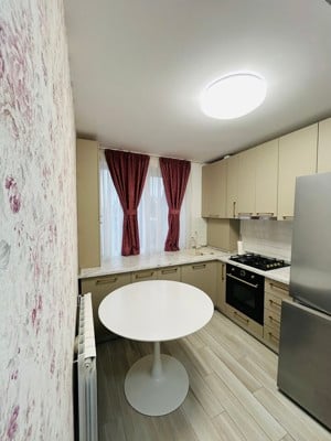 De inchiriat apartament 2 camere, zona Pietonalul Unirii. Pret 400€ - imagine 8