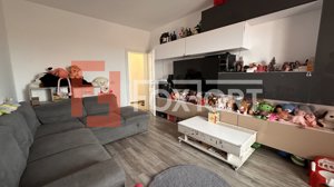 Apartament cu 2 camere decomandat la parter, in Giroc - imagine 3