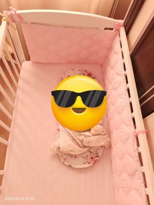 Pătuț cu saltea si protecție margini, cădiță cu suport