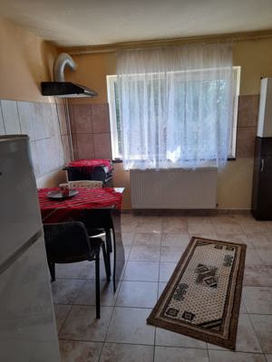 Apartament 3 camere  . - imagine 2