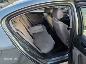 Volkswagen Passat 1.6 Sportline - imagine 12
