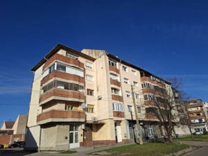 De vanzare 2 apartamente pe acelasi etaj in Nadlac cu garaj - imagine 18