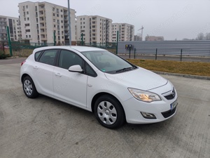 Opel Astra Benzina, Euro 5! - imagine 9