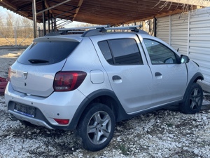Dacia Sandero stepway 1,5 dCi 90 cp  euro6 AVARIAT 