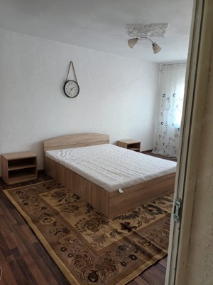 Închiriez apartament Rovine - imagine 6