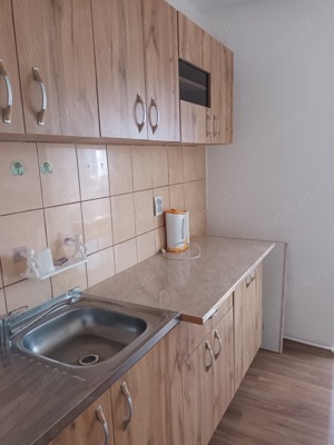 Închiriez apartament Rovine - imagine 3