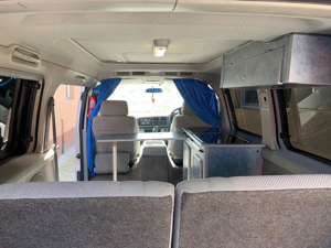 Autorulota Mazda Bongo - imagine 6