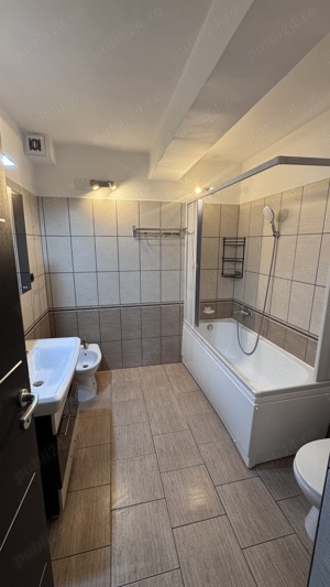 Vând apartament 90 mp Zalău   - imagine 9