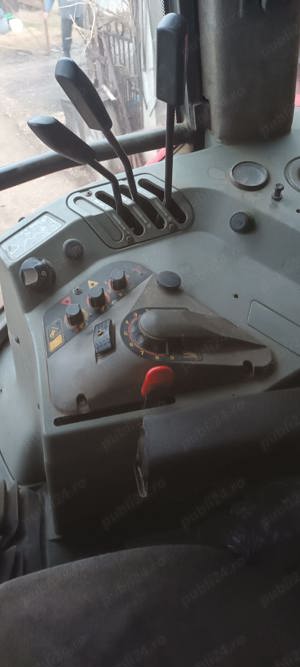 Vand Tractor Massey Ferguson 8140. 140cp - imagine 4