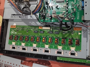 invertor cmo vit80038.50 de pe tv SchaubLorenz lt26-28028