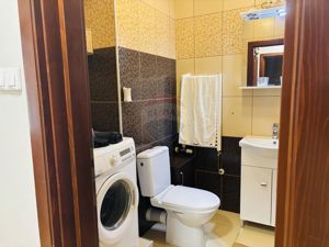 Apartament de închiriat cu 4 camere, 2 băi, str. Gh. Costaforu, Oradea - imagine 9