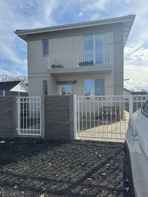 Casa individuala in Mosnita, 180.000 E, teren 500 mp, Comision 0%