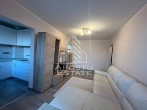 Apartament cu 3 camere, centrala proprie,renovat complet, zona Sagului - imagine 2