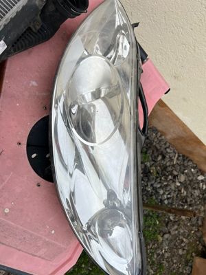 Vand far stanga Peugeot 407+orice piesa