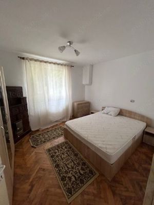 Inchiriez Apartamente 3 camere la vila termen lung minim 6 luni  - imagine 3