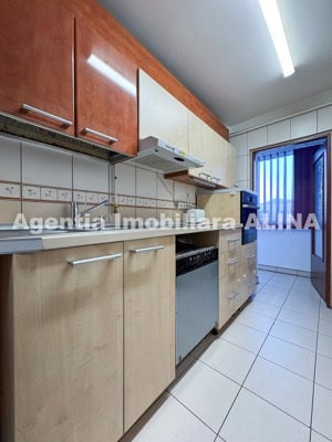 Ap. 3 camere in Deva, zona Iuliu Maniu, 70mp, etaj 10, decomandat... - imagine 14