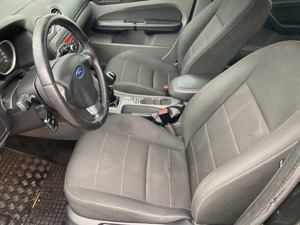 vand ford focus an fabricatie 2010, 324000 km ,stare foarte buna ,se poate verifica cu mecanicul tau - imagine 8