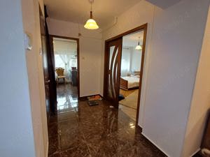 PROPRIETAR Vand Apartament 3 Camere Decomandate Ultracentral - imagine 5