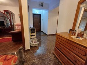 PROPRIETAR Vand Apartament 3 Camere Decomandate Ultracentral - imagine 6