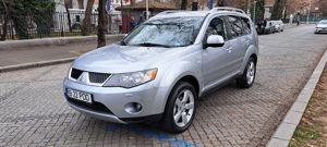 Mitsubishi Outlander - 2.2 Diesel  4x4
