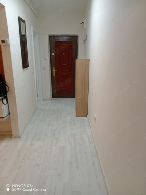 Închiriez apartament în Județul Hunedoara  - imagine 6