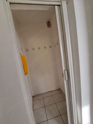 Apartament spațios și luminos de 81 mp în Lipova  - imagine 9