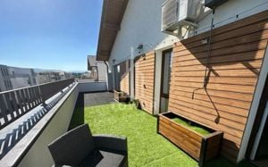 Apartament 4 camere tip penthouse - imagine 14