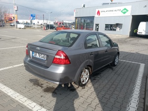 Chevrolet Aveo Motor 1.2 Benzina 70 cai An 2008  singur proprietar 114500 km reali  2seturi de jante - imagine 3