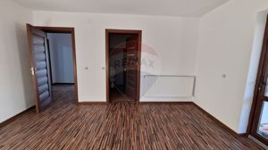 Casă de Închiriat, 4 camere 130mp, Teren 560mp - Horpaz, Iasi - imagine 11