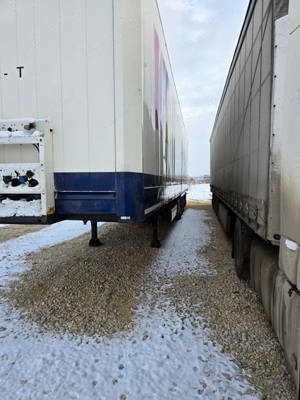 Semiremorca Krone Box Confectii - imagine 5 Semiremorca Krone Box Confectii - imagine 5