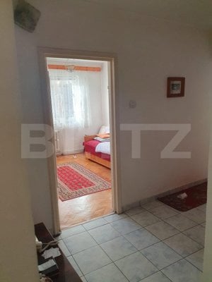 Apartament cu 3 camere, 62 mp, zona Centru - imagine 3