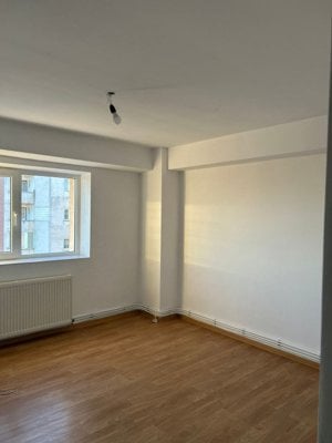 Apartament  cu 2 camere, 59 mp utili, zona Centrala, Radauti - imagine 4