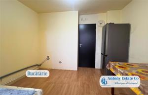 Apartament de vanzare, 3 Camere, Decomandat, Rogerius, Oradea - imagine 9