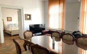 Apartament central la bulevard in cladire istorica - imagine 4