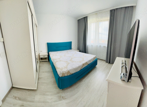 Proprietar- Vand apartament cu 3 camere, decomandat, complet mobilat și utilat - imagine 2