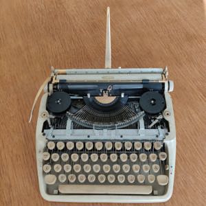Masini de scris mecanice plate - imagine 2