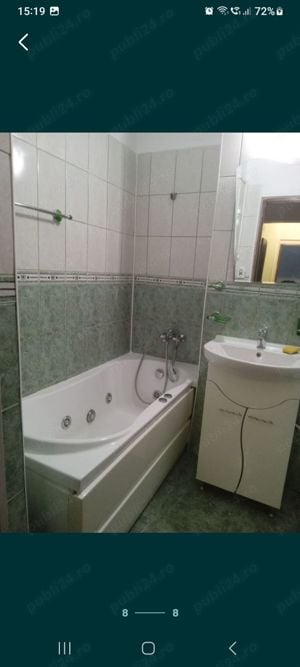 Închiriez apartament cu doua camere decomandate în Bacău  - imagine 1