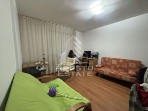 Casa spatioasa, 4 camere, zona Fratelia - imagine 8