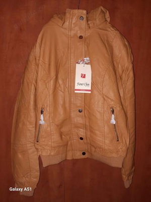 Geaca imitatie piele Maro si albastru